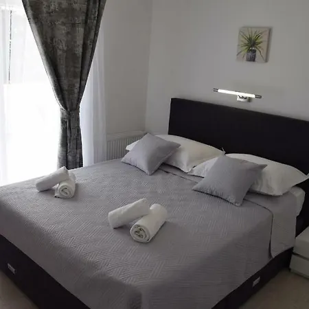 Mili Apartment Baska Voda